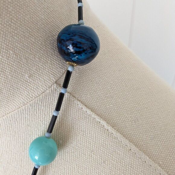 Vintage Turquoise and Blue Beaded Necklace - Something Old and Something Blue! - Picture 6 of 7